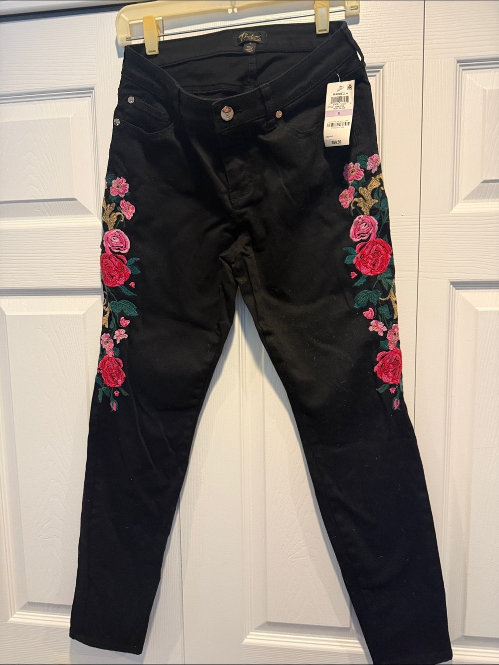 Thalia Sodi Black Straight Leg Jeans with Pink & Red Floral Embroidery..nwt